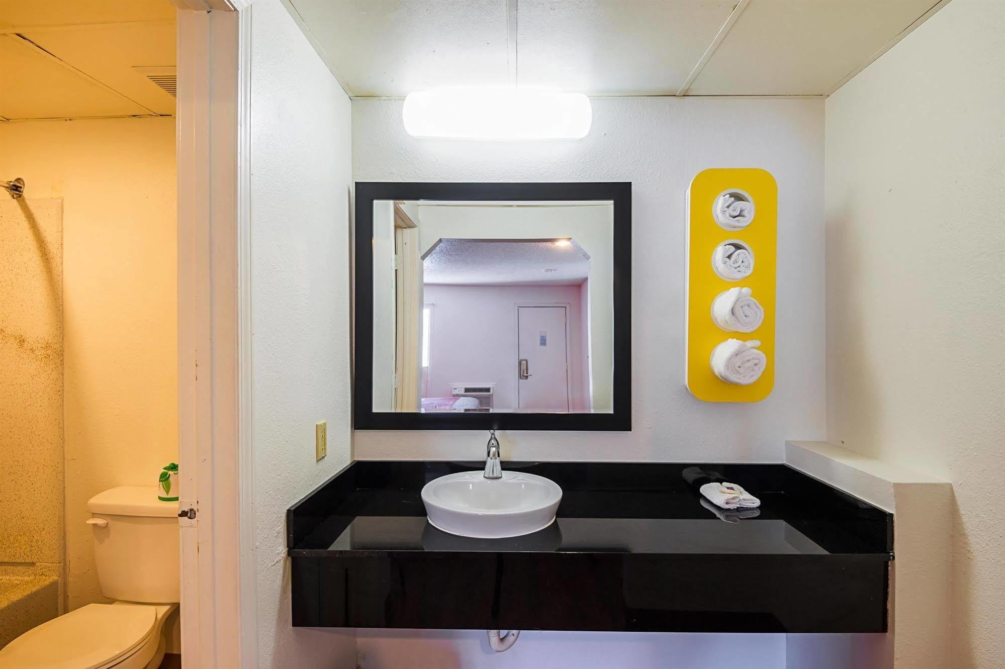 Motel 6-Blue Springs, Mo Экстерьер фото
