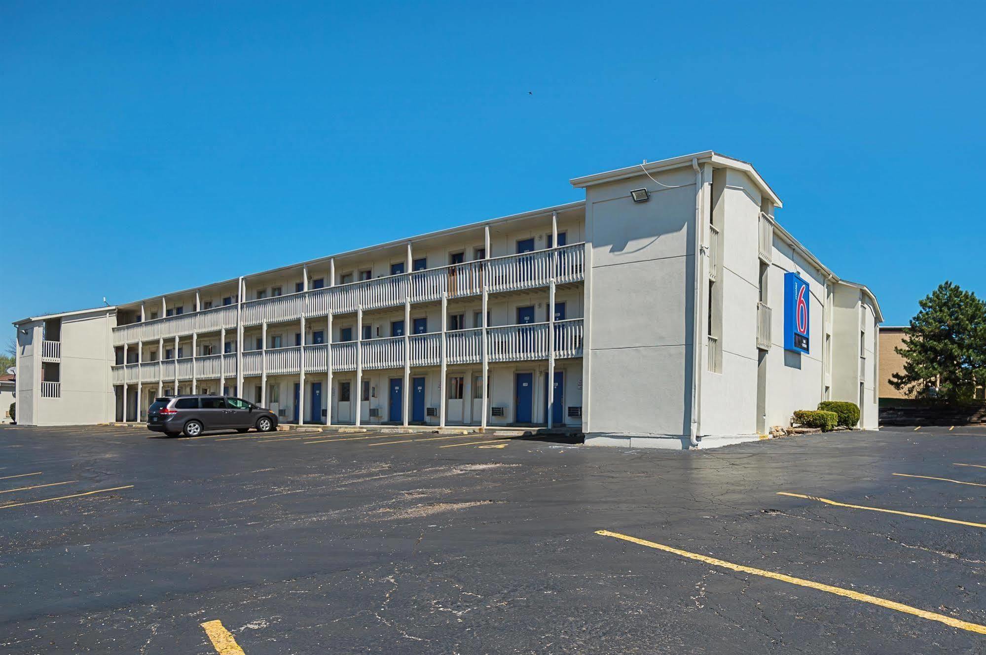 Motel 6-Blue Springs, Mo Экстерьер фото